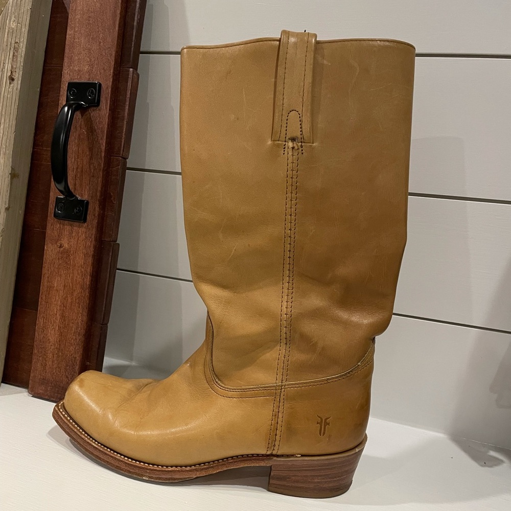 Banana Frye Square-toe boot, size men’s 10 D, style 2512